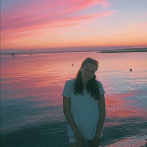 Meet your Posher, Julia